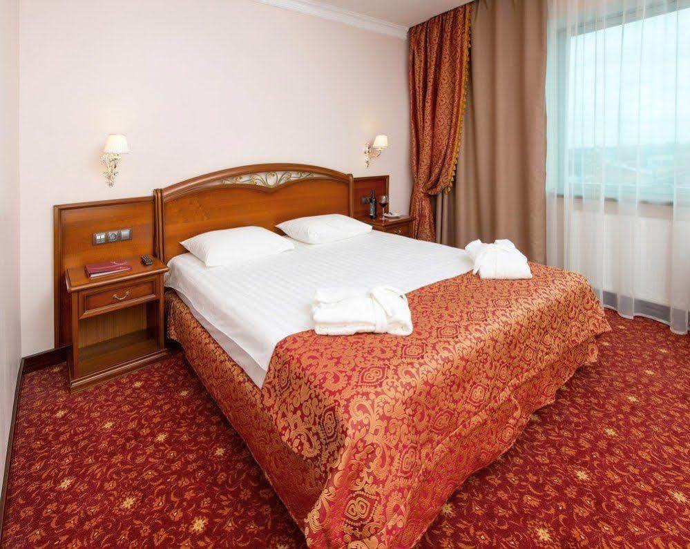 Ring Premier Hotel Yaroslavl Ngoại thất bức ảnh