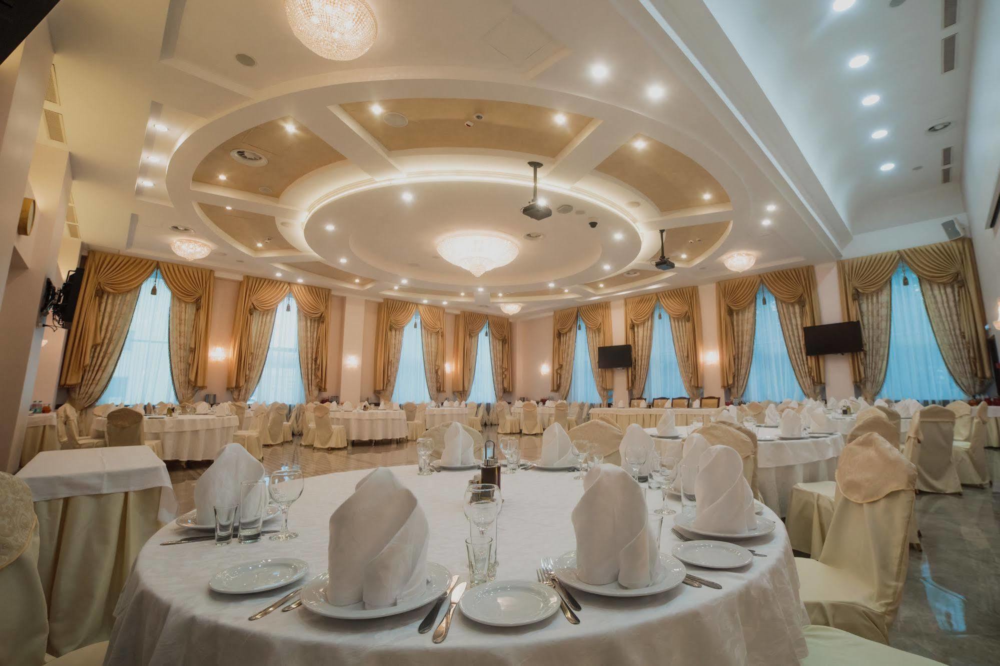 Ring Premier Hotel Yaroslavl Ngoại thất bức ảnh